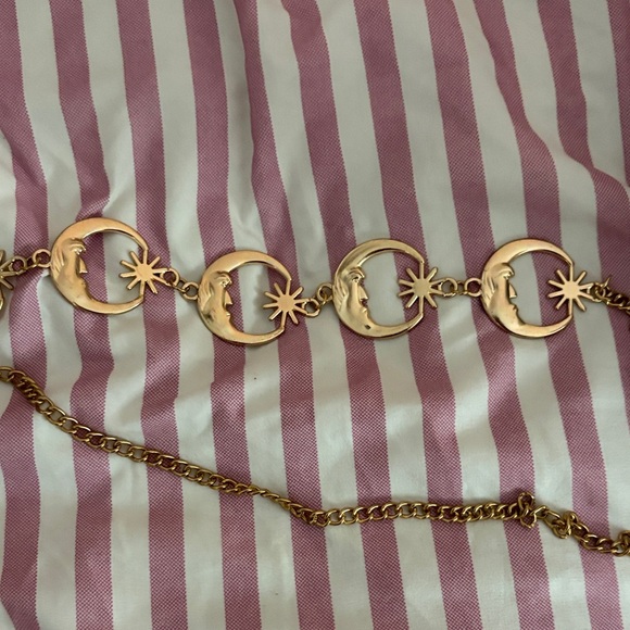 Gold Moon and Star adjustable Chain Belt - Picture 2 of 3